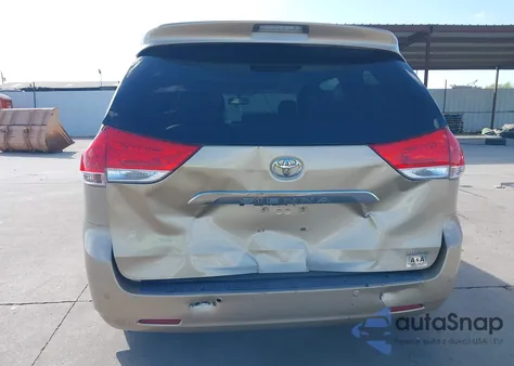 2011 Toyota Sienna Limited V6 из США, поврежденный, VIN 5TDYK3DCXBS063741